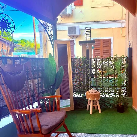 Fay's Barbeque Garden House -family Activities Corfu Port Appartamento